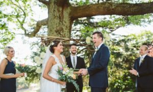 Melbourne Weddings in tasmania